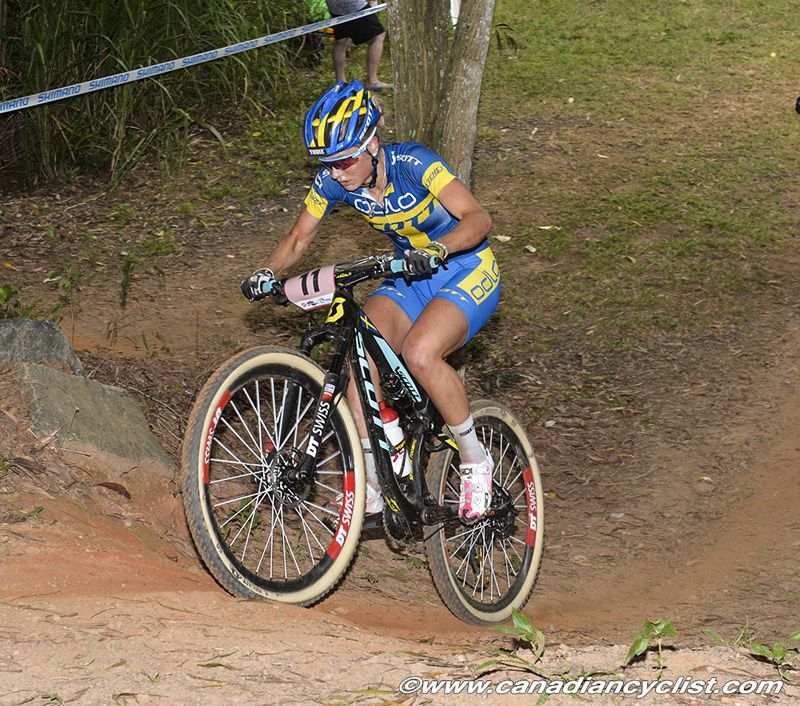 Jenny Rissveds (Scott-Odlo MTB Racing Team) had a mechanical issue in lap 1