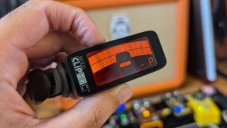 The display of the Peterson Stroboclip HDC clip-on guitar tuner