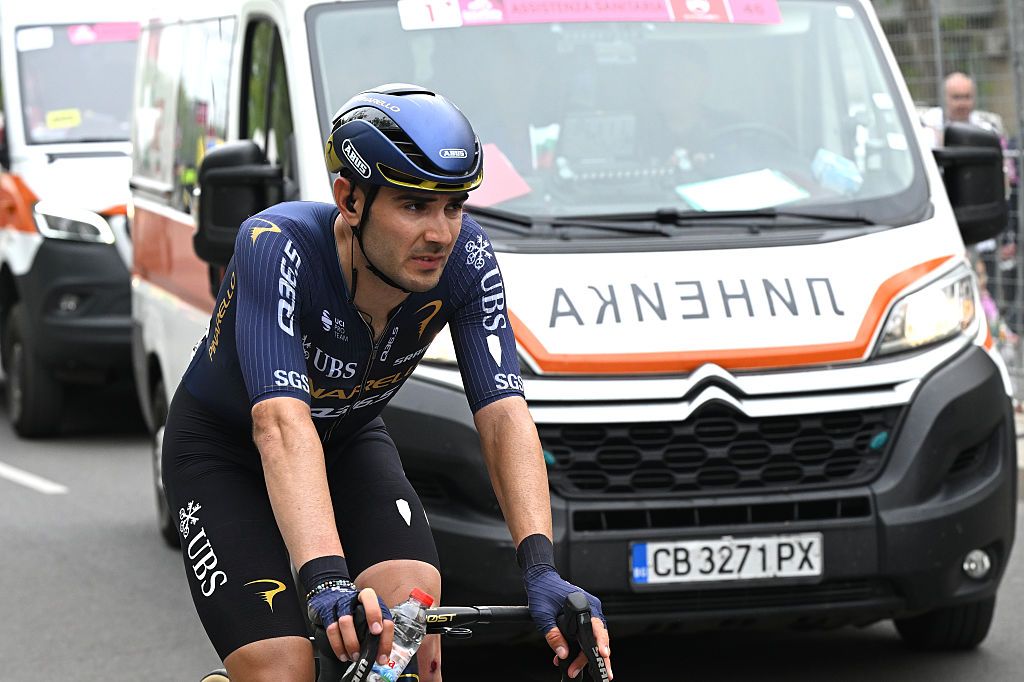 Giro d'Italia abandons – stage 2 crash victim list grows as Adam Yates and Andrea Vendrame leave race ahead of stage 3 Giro d'Italia abandons – stage 2 crash victim list grows as Adam Yates and Andrea Vendrame leave race ahead of stage 3