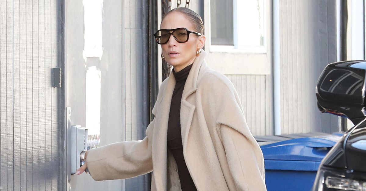 Jennifer Lopez Wore Trendy, Affordable Sunglasses | Who What Wear