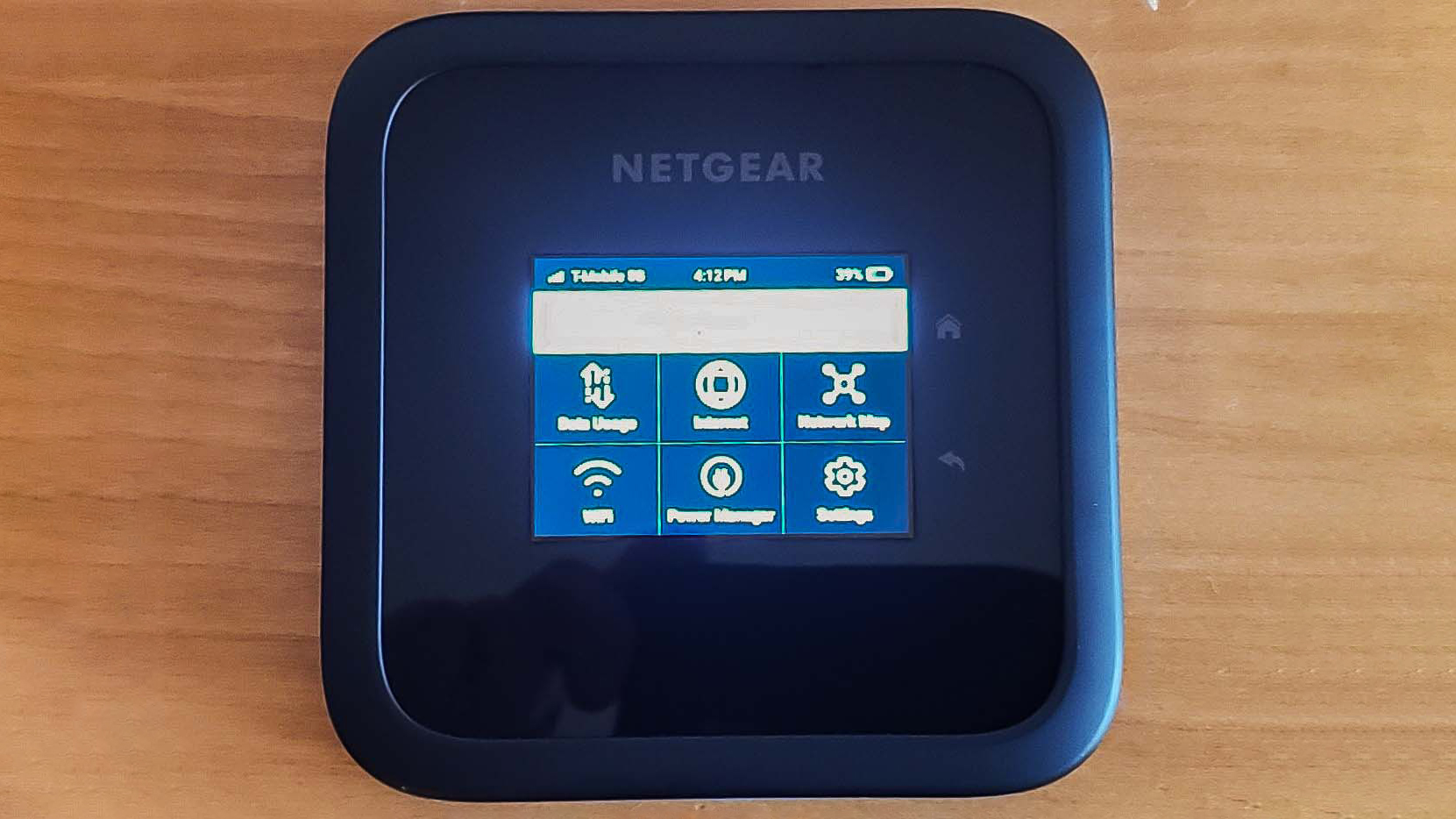 Netgear Nighthawk M6 sitting on the desk