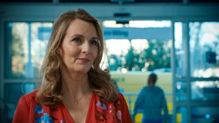 Debra Stephenson plays Jeni Sinclair in Holby City