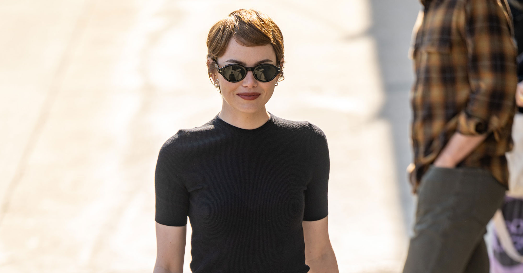 Emma Stone Knows the Chicest Skirt-and-Sandal Pairing