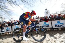 Mads Pedersen rides Gent-Wevelgem 2025
