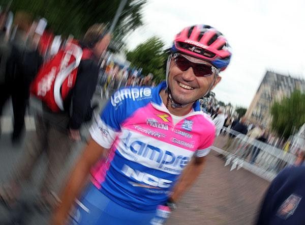 Marzio Bruseghin (Lampre) was all smiles before the start, if not a tad dizzy.