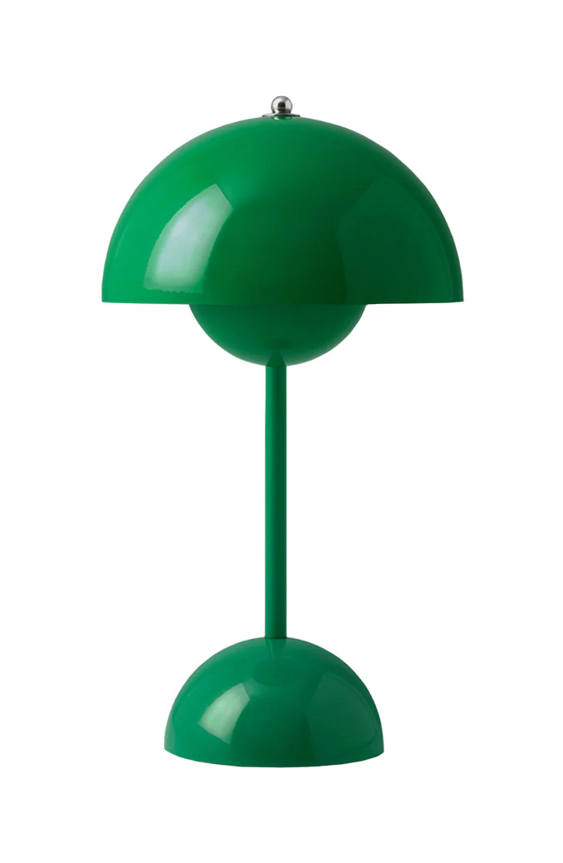 A selection of desk lamps.