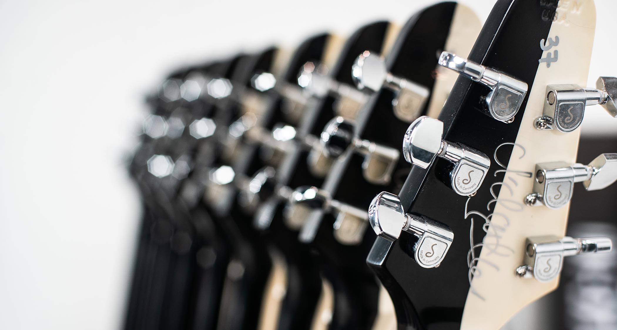 The Gibson Michael Schenker 1971 Flying V Collector's Edition is a forensic replica of the guitar made famous by the former UFO and Scorpions guitarist &ndash; a guitar that is now owned by Metallica's Kirk Hammett.