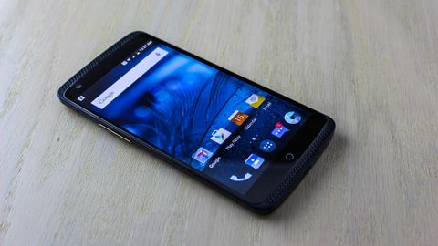 ZTE Axon review