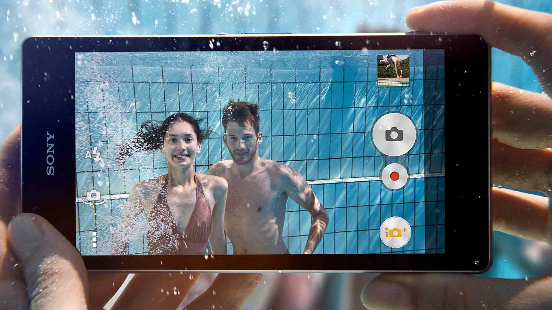 Sony Xperia Z1 underwater