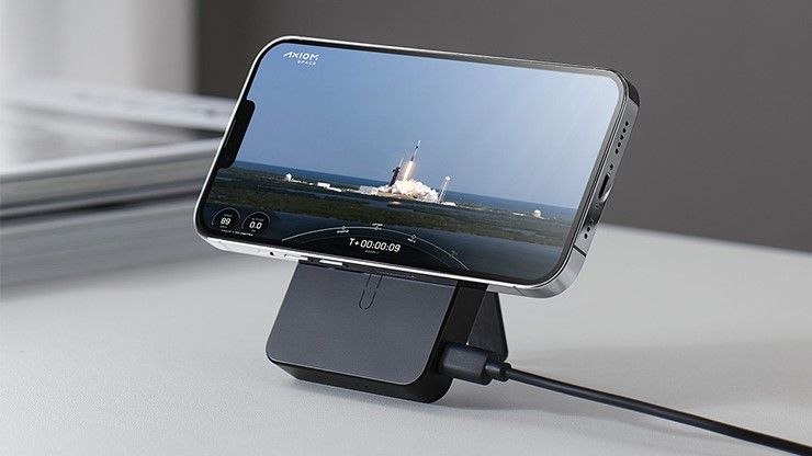 The ESR Halo Mini Wireless Kickstand Power Bank