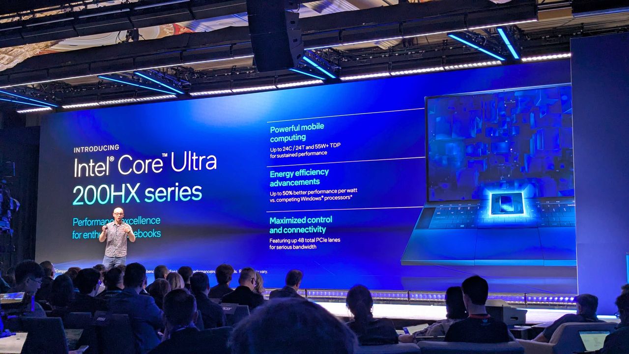 Intel Core Ultra 200HX at CES 2025