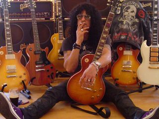 Slash will get his own brand Gibson guitars in March 2008