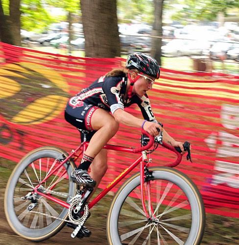 Amy Dombroski (Richard Sachs-RGM Watches) riding one of her best races ever.