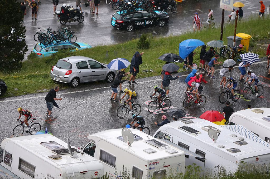 The GC group is led by Richie Porte on the road to Andorra
