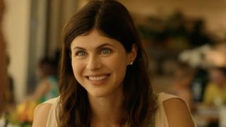Alexandra Daddario in The White Lotus.
