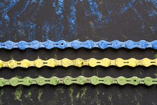 Deceuninck QuickStep yellow and green coloured chain