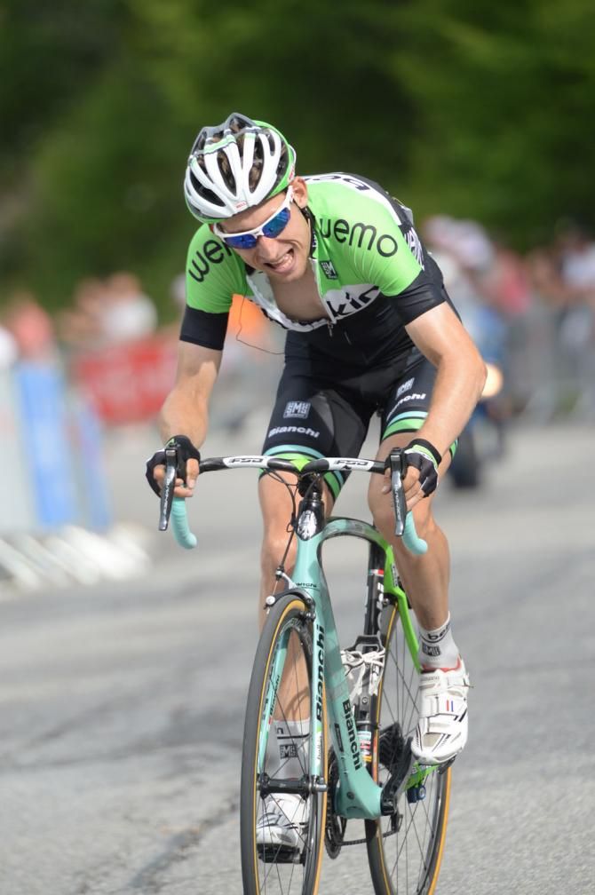 Bauke Mollema struggles towards the finish line