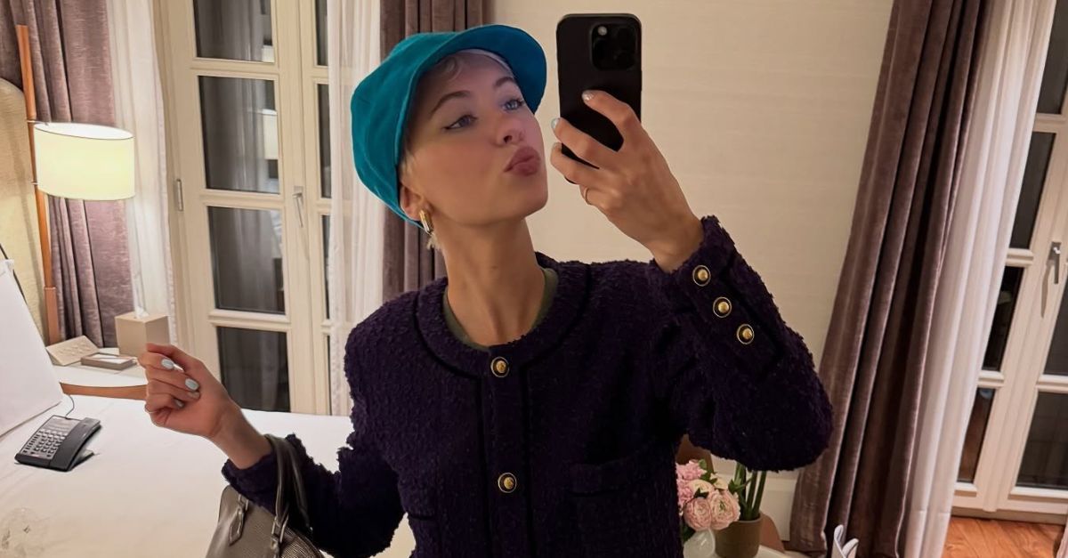 Iris Law Just Showed Me the Chicest Way to Wear Leggings in 2026