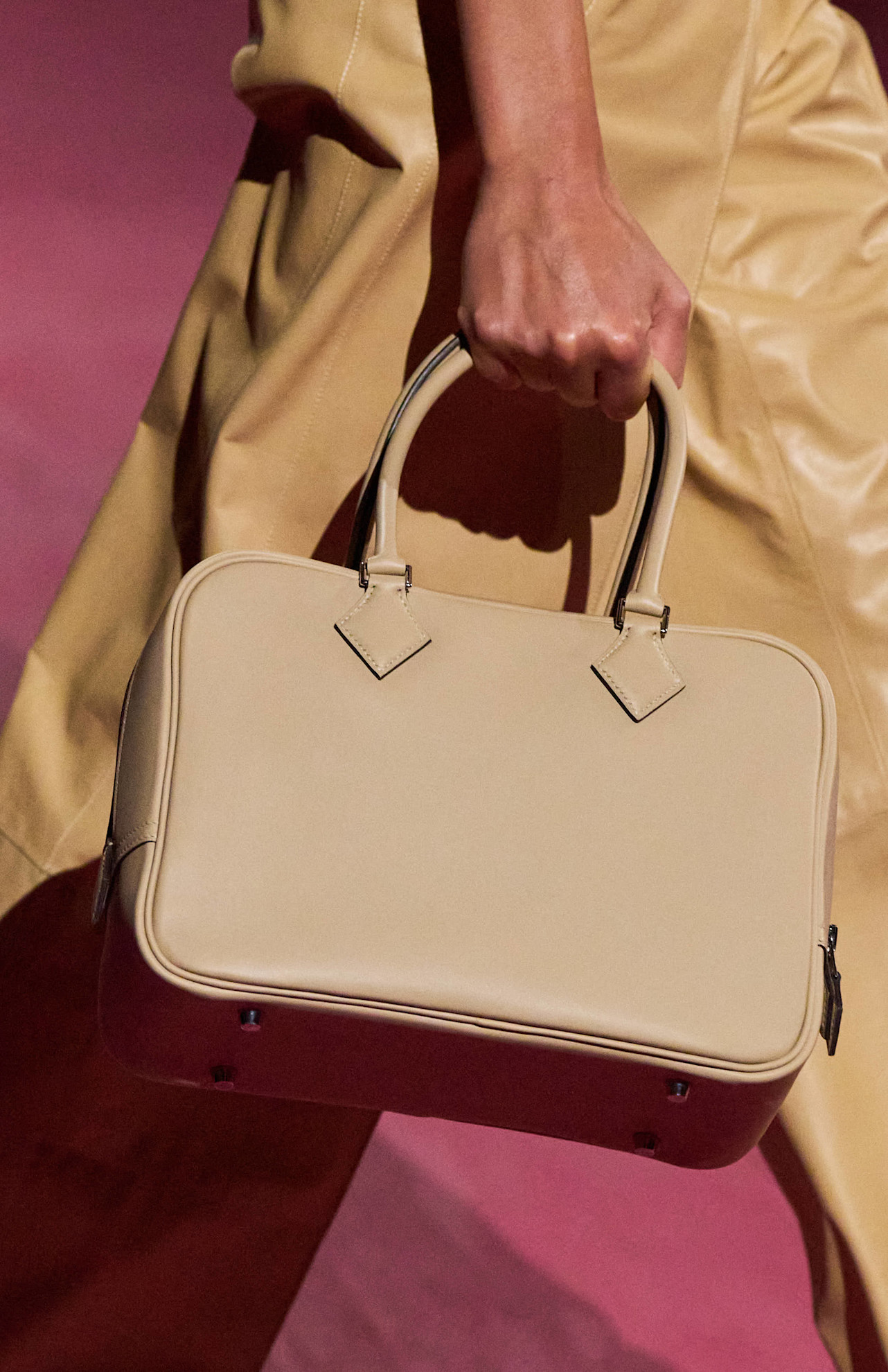 An image of the doctor&#039;s bag trend on the Herm&amp;egrave;s spring/summer 2025 runway.