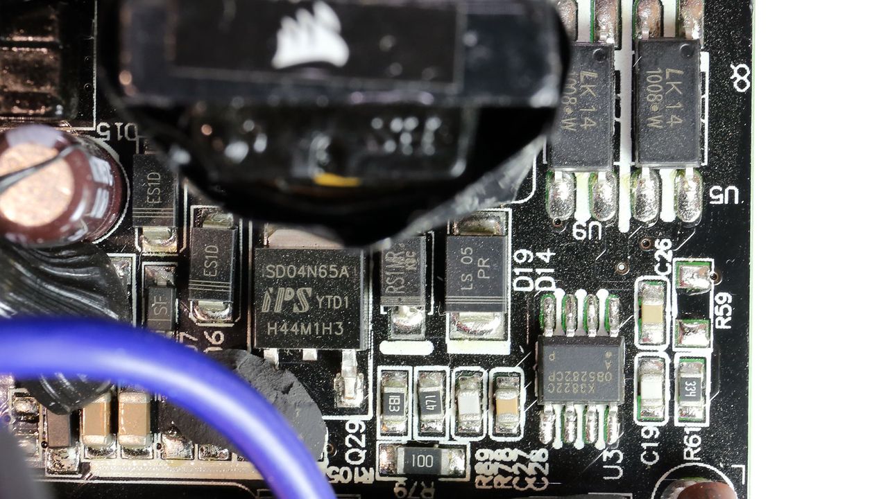 Corsair RM750x