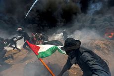 Palestinian demonstrators.