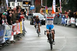 Armitstead gets her classics groove going in Het Hageland