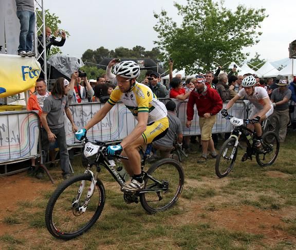 Returning from the Le Mans run, Jason English (Australia) leads out the field.