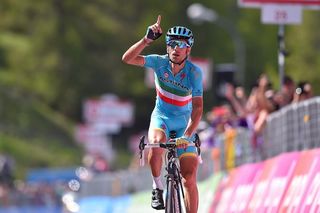 Vincenzo Nibali (Astana Pro Team) wins stage 19 of the 2016 Giro d'Italia