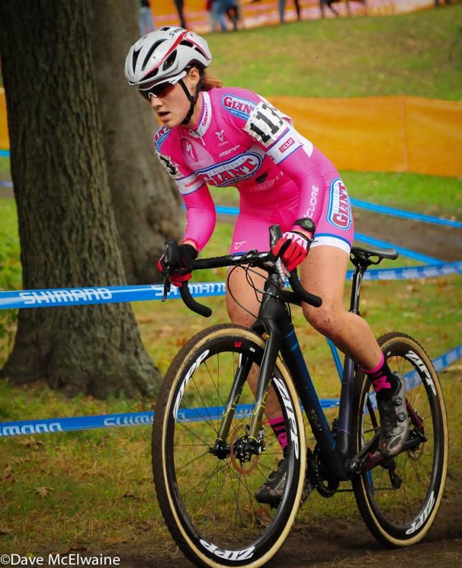 Elle Anderson (CalGiant Berry Farms/ Specialized) riding with the leaders