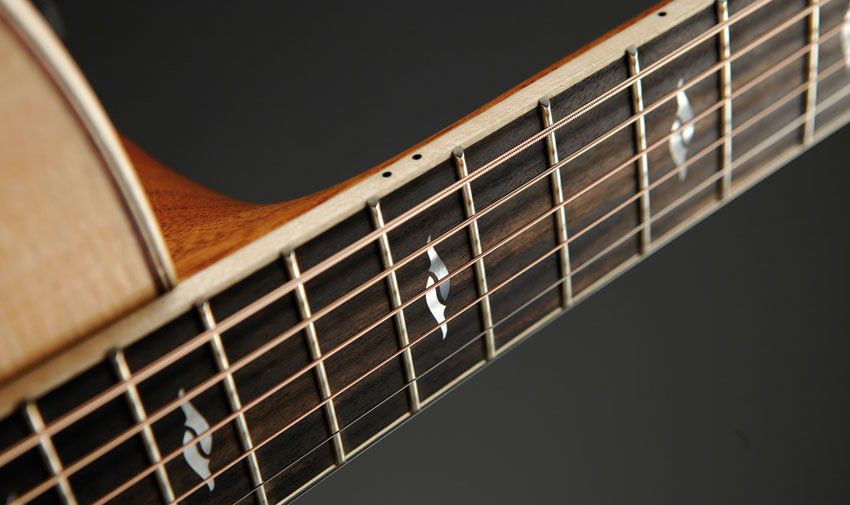 These m-o-p 'element' inlays are subtler than the previous 800 Series design