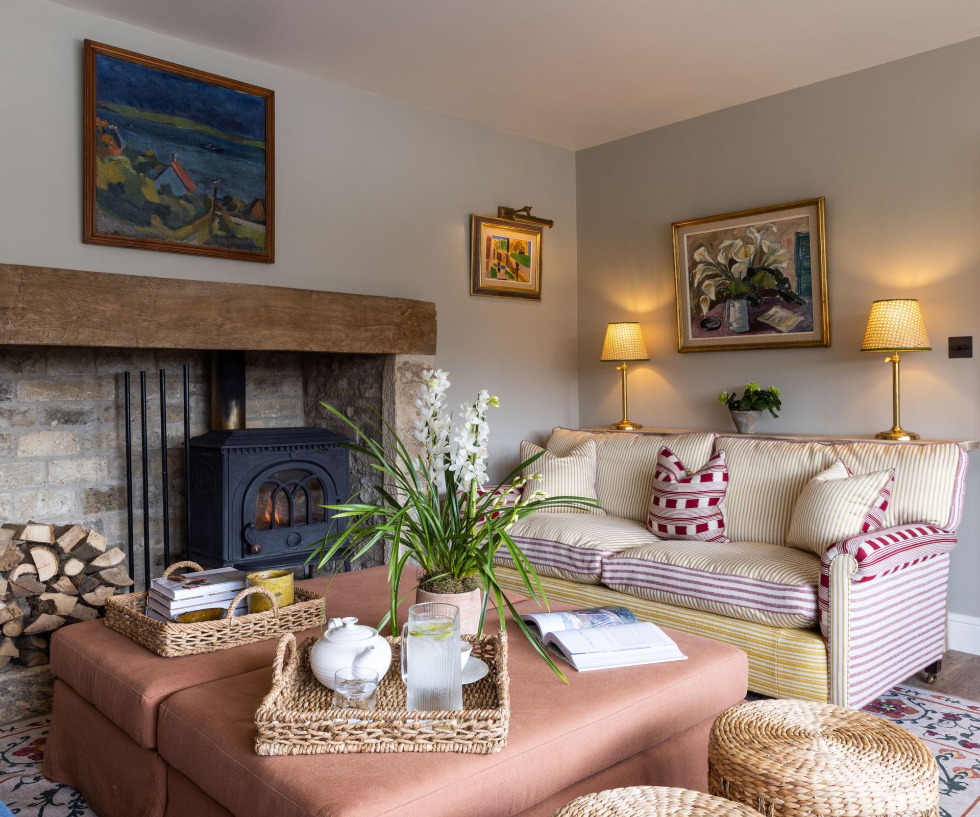 Living room with mis matched furniture in striking colors and patterns