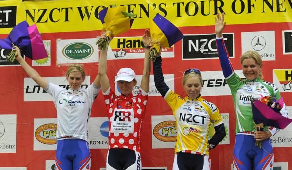 Jersey classification winners U23 Jersey Tiffany Cromwell, QOM Jersey Ruth Corsett, Yellow Jersey Shelley Evans and Sprint Jersey Kirsty Broun