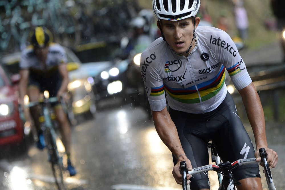 Michal Kwiatkowski drops Sep Vanmarcke.