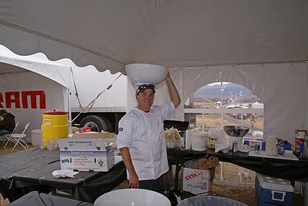 SRAM brought along chef Don O'Machel, all the way from Chicago, to keep racers fed and happy. When was the last time you had paella, chipotle duck hash, and fresh-baked chocolate chip cookies? This was not 'camping' as we usually know it, and we weren't complaining.