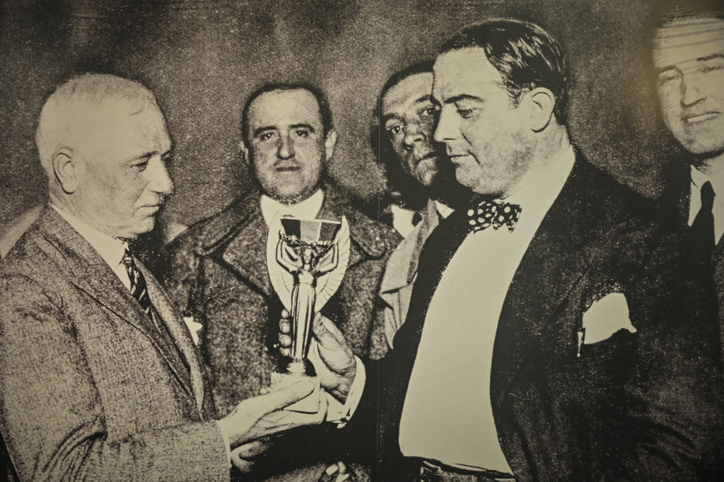 Jules Rimet hands over the trophy to Raul Jude