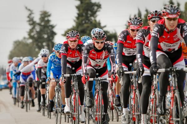 Team Van Vliet EBH Elshof riding the pace at the front.