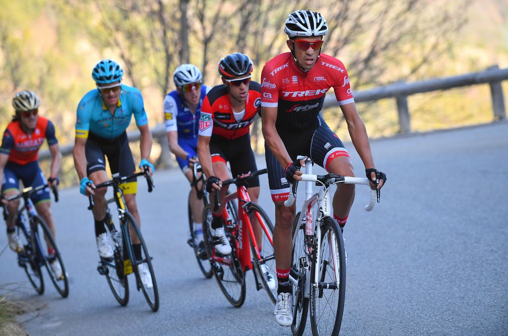 Alberto Contador (Trek-Segafredo) dancing on the pedals