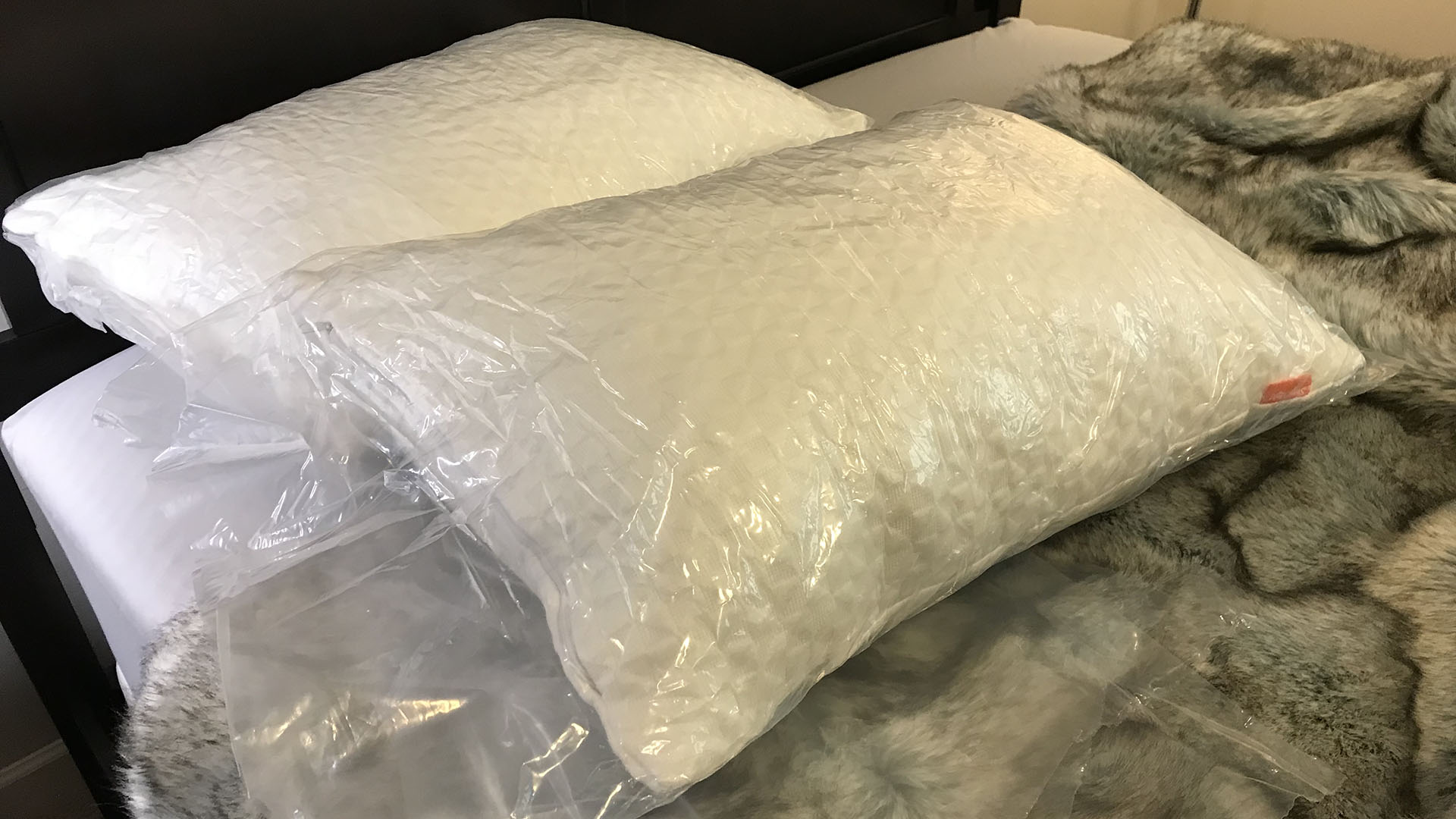SweetNight Original Cooling Gel Foam Pillow