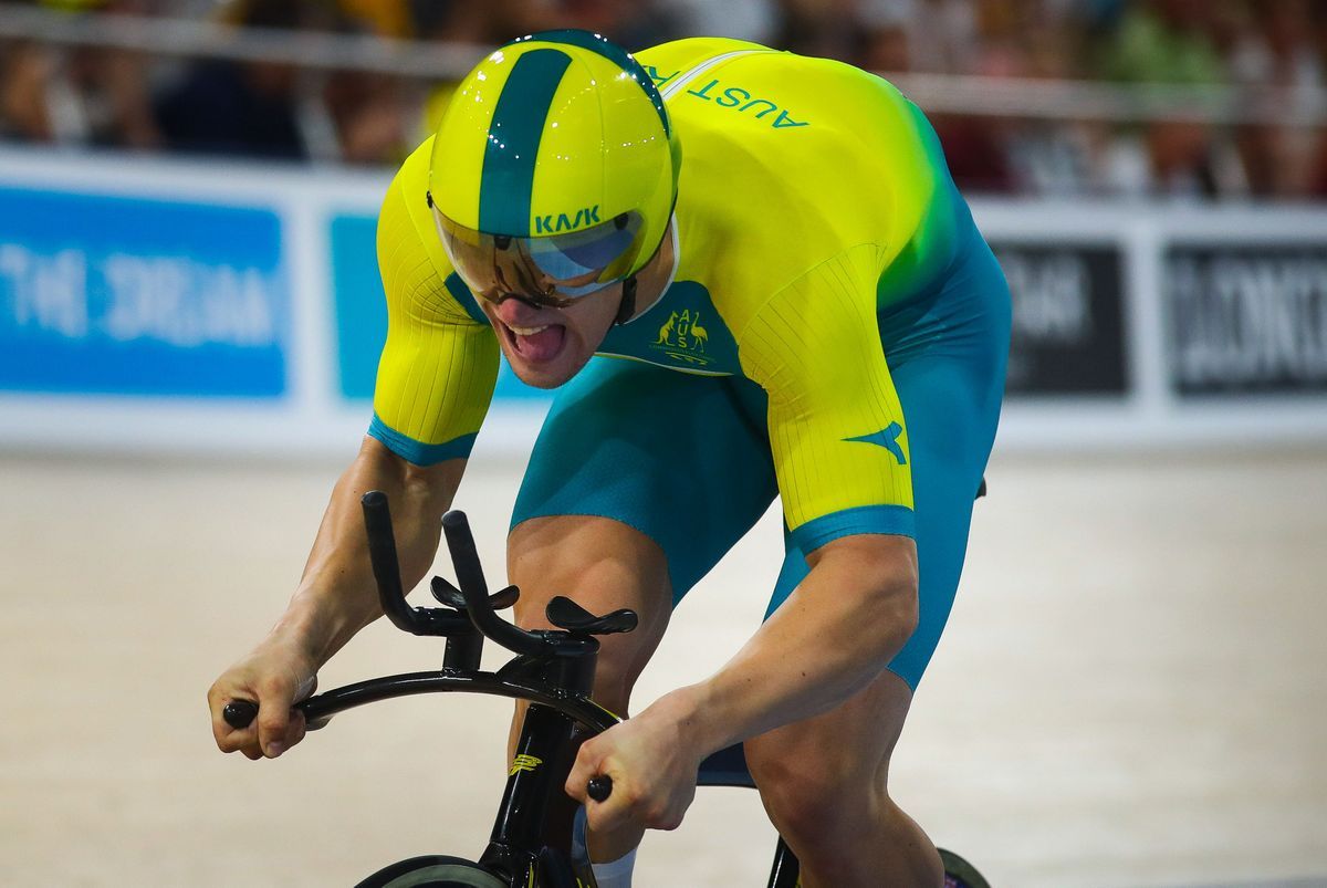 Matt Glaetzer (Australia) riding to gold and a games record in the kilo
