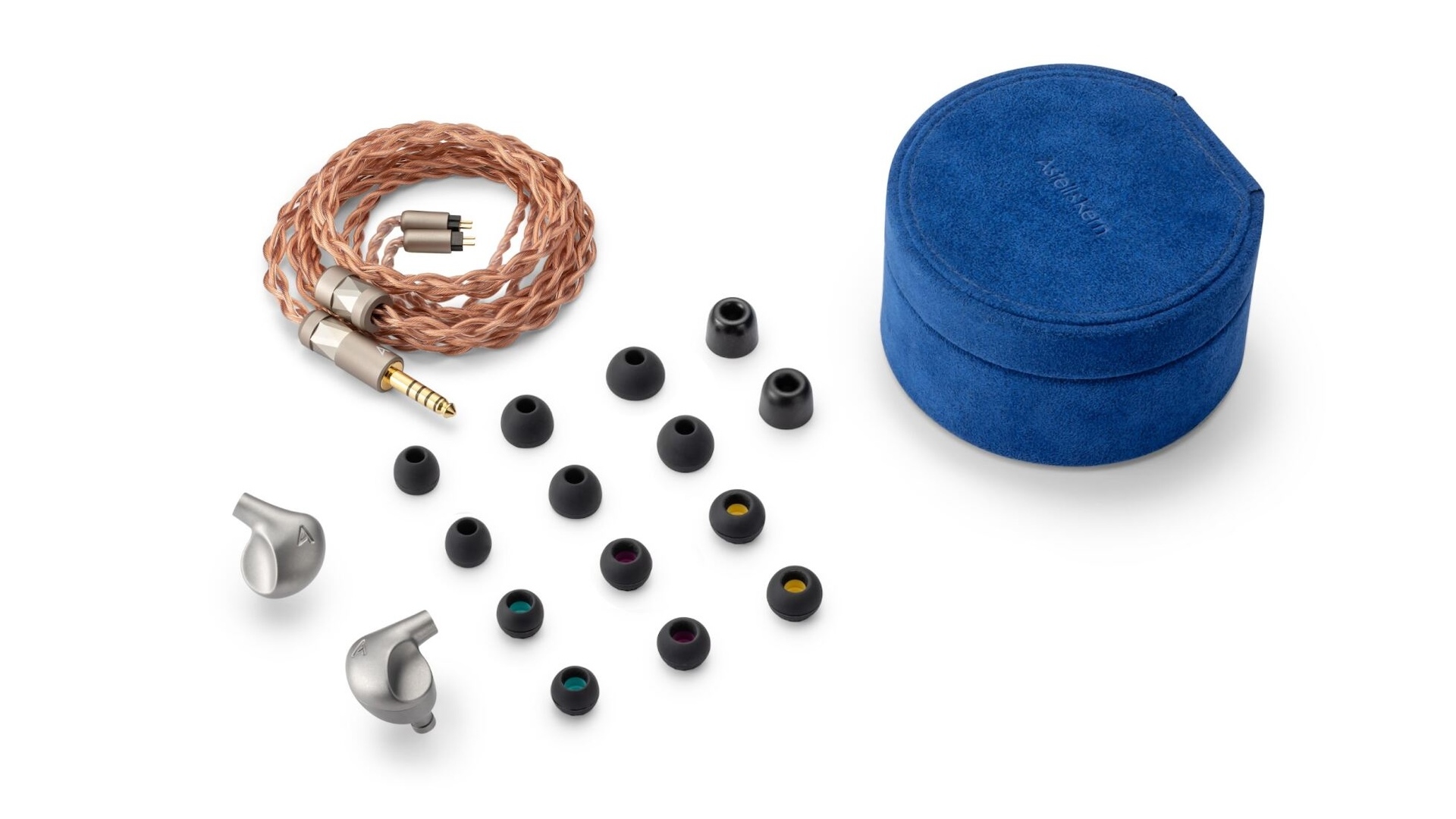 Astell&Kern LUNA earphones accessories including the case
