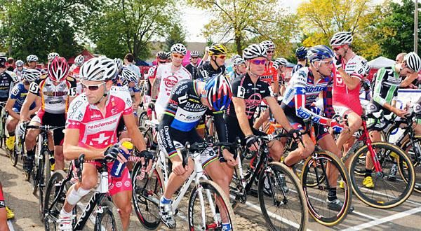 The front row of the elite men's race.