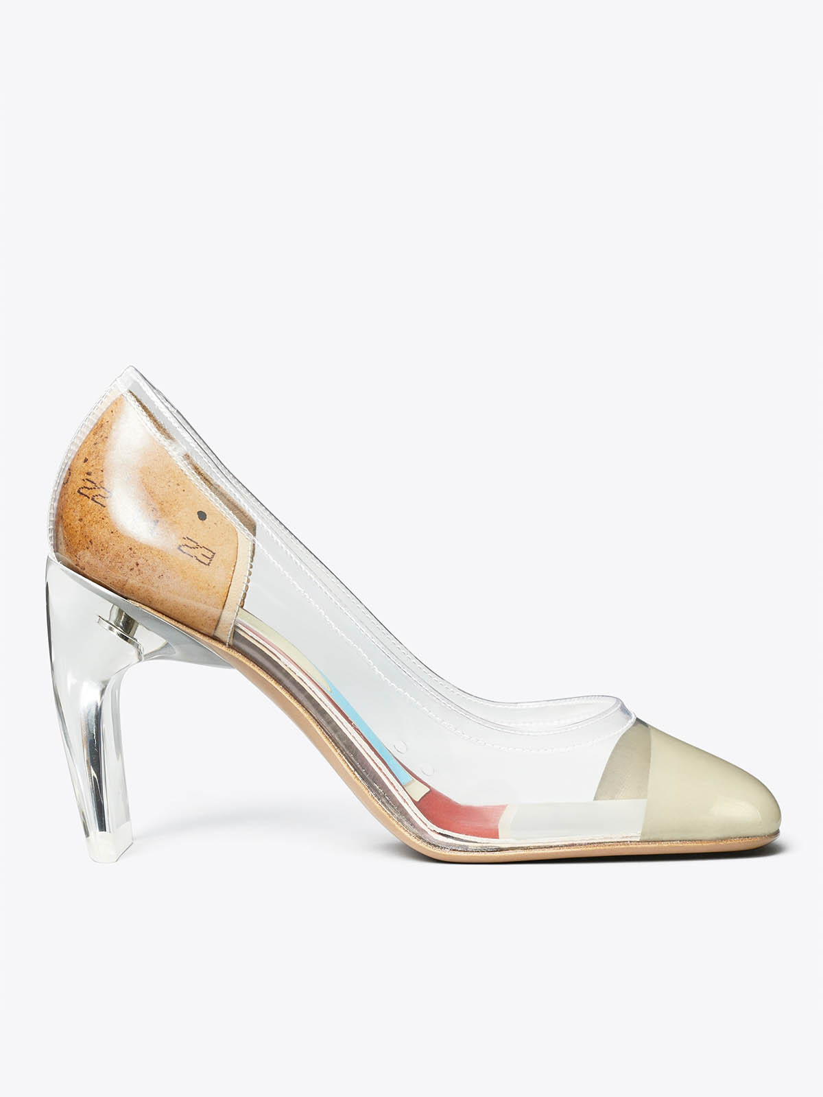 Clear Pump in White, Size 10.5