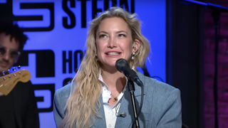 kate hudson on the howard stern show in may 2024