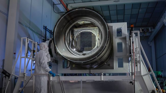 World's biggest camera now ready to shoot 3,200-megapixel photos of ...