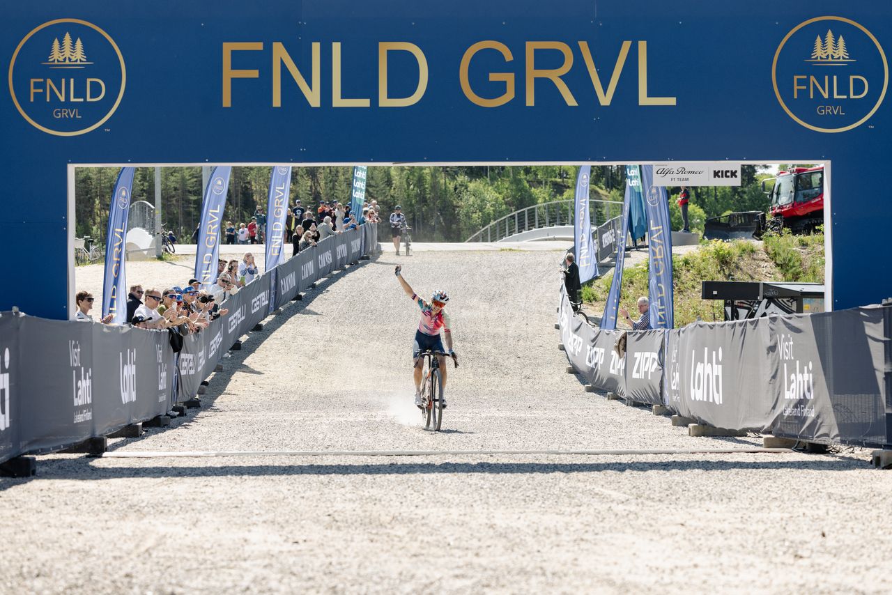 Tiffany Cromwell (Canyon-SRAM) wins solo for pro women at 2023 FNDL GRVL
