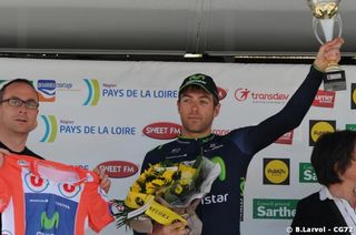 Stage 3 - Dowsett dominates Sarthe time trial