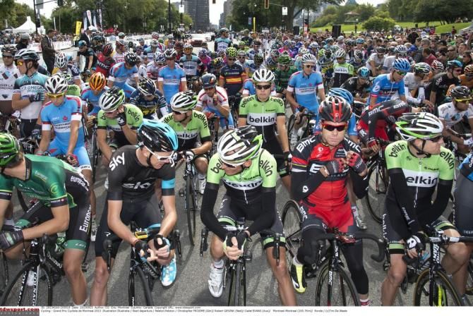 The front line of the race before the 2013 Grand Prix Cycliste de Montr&eacute;al gets underway