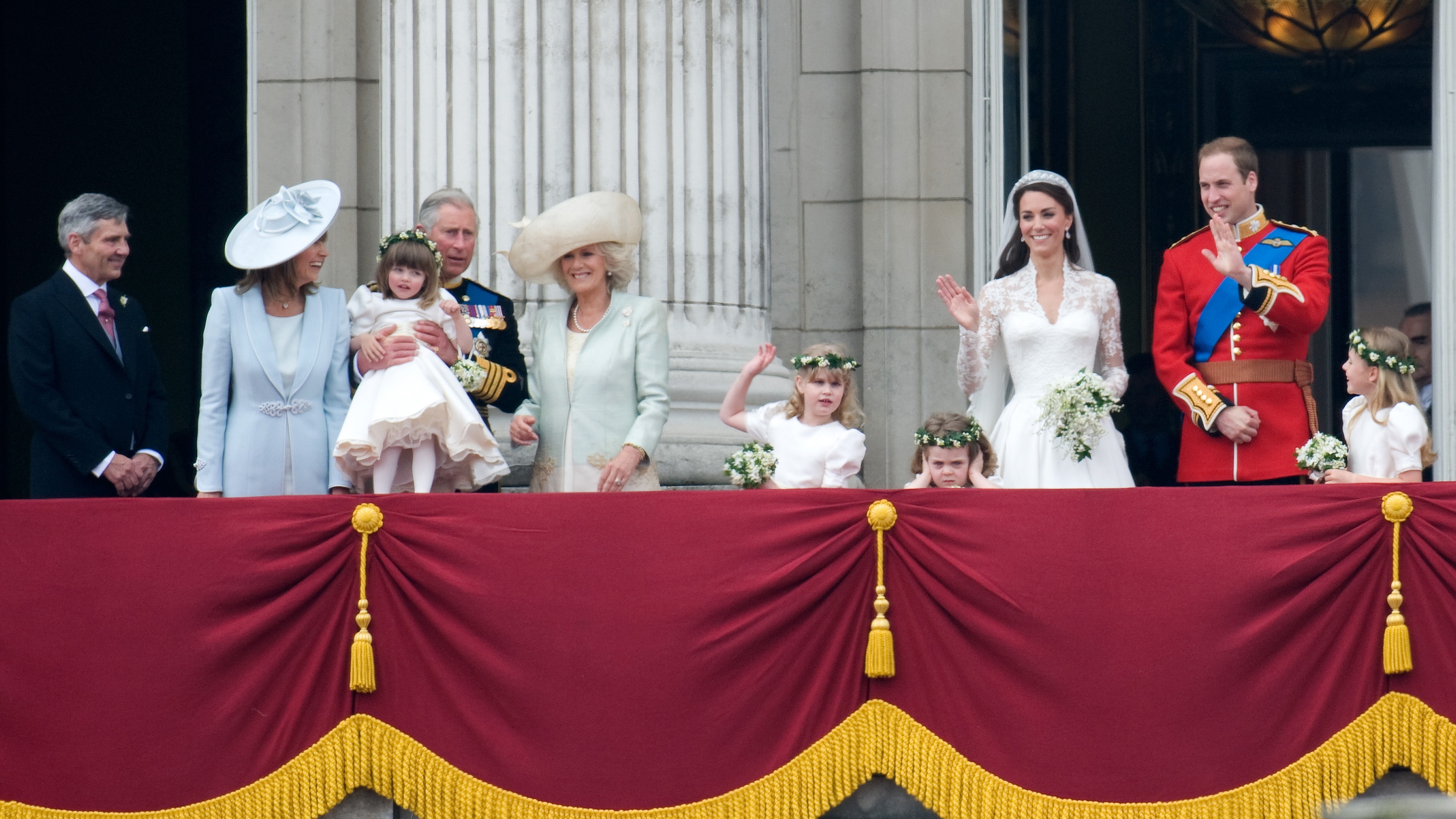 Michael and Carole Middleton, Eliza Lopes, King Charles, Queen Camilla, Lady Louise Windsor, Grace Van Cutsem, Prince William and Catherine stand on the balcony of Buckingham Palace on April 29, 2011