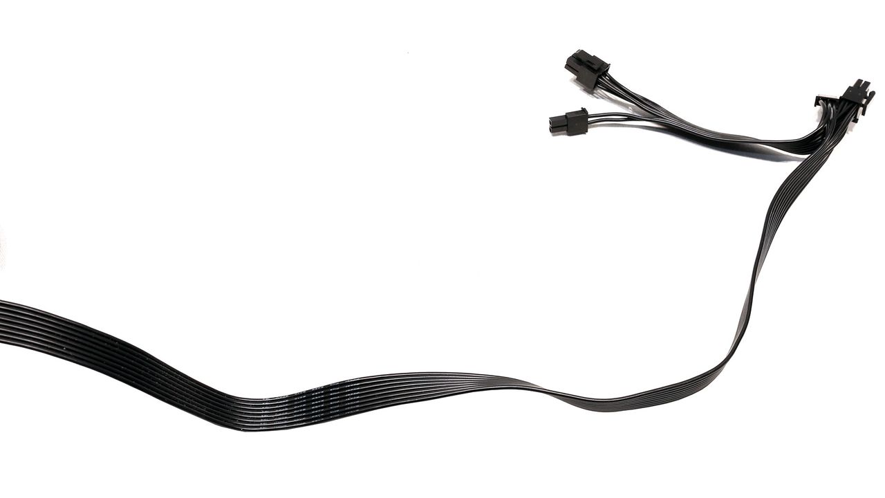 XPG Pylon 550