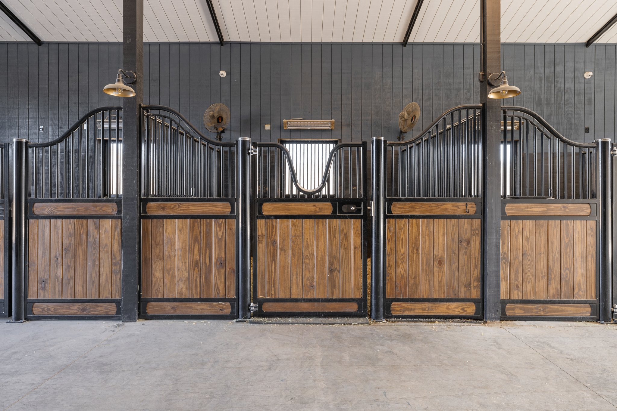 The barn of a home for sale in Tennessee.